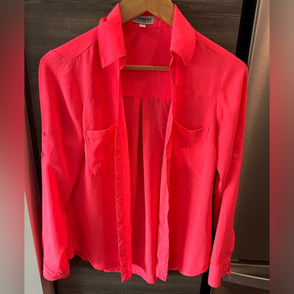 Express Portofino Shirt. Size Extra Small.